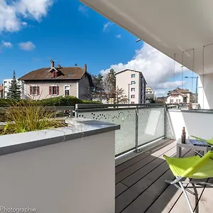 villa-aniciaca-appartement-neuf-avec-terrasse-8m.hotels-rhonealpes.com/
